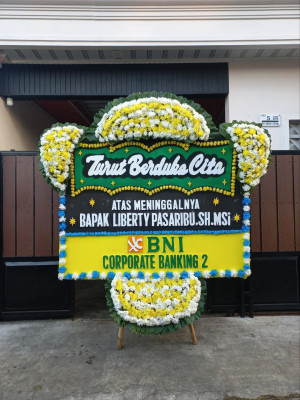 Papan Bunga Duka di Sukamaju Kidul